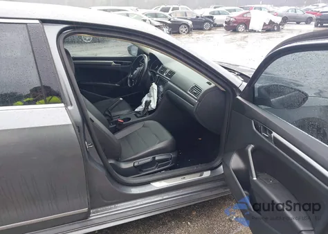 2017 Volkswagen Passat 1.8T R-Line from USA, damaged, VIN 1VWDT7A36HC070961